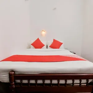 aar-palmyra-regency.hotels-alappuzha.com/