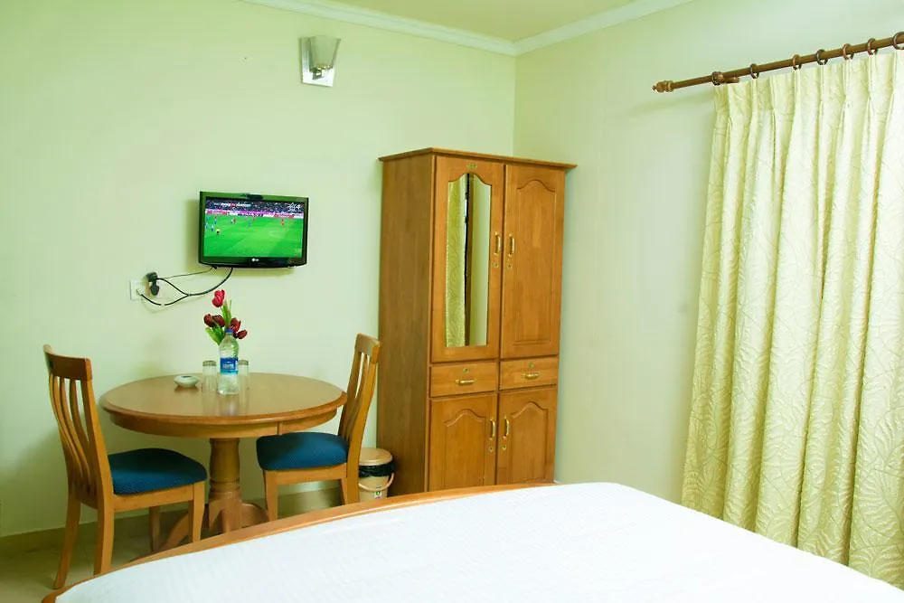 Munnar Crown Resort 3*, Idukki
